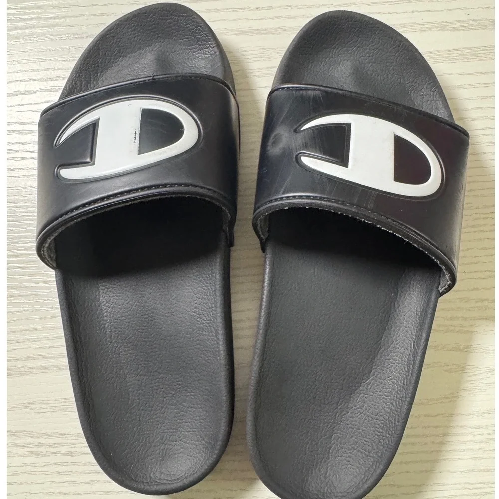 Kids Champion Slide Sandals / Size 2 /‎ SKU 0167
